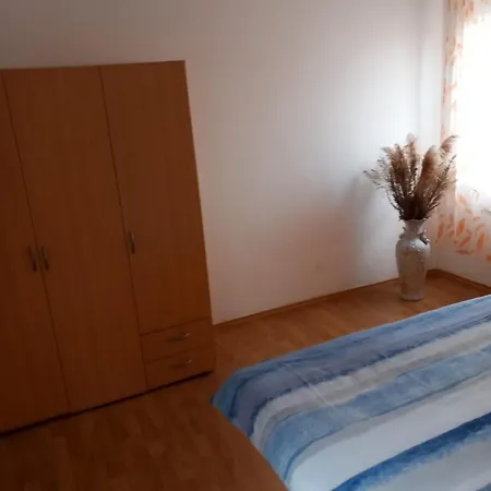 Mihalic Apartment